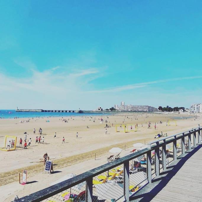 Le Sunny Duplex Hypercentre La Plage A 2 Pas ! เลส์ซาบล์-โดล็อนน์ ภายนอก รูปภาพ